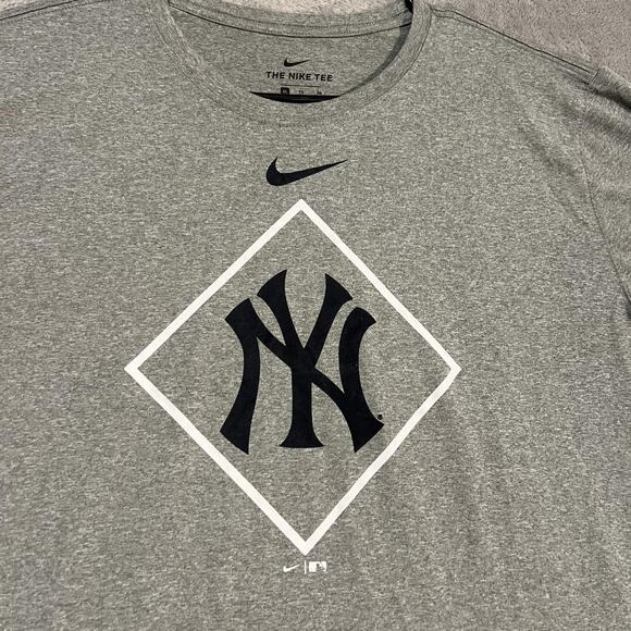 New York Yankees Shirt Mens XL Gray MLB Baseball Dri Fit Nike Tee Lightweight - Picture 3 of 6